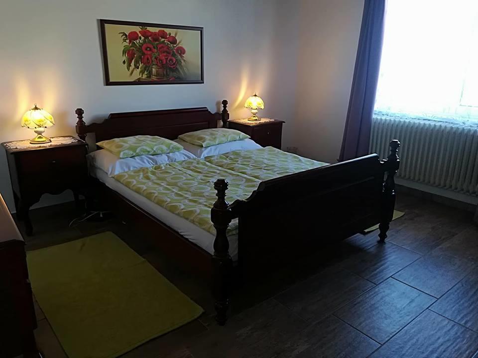 Joli Guesthouse Ordacsehi Eksteriør bilde