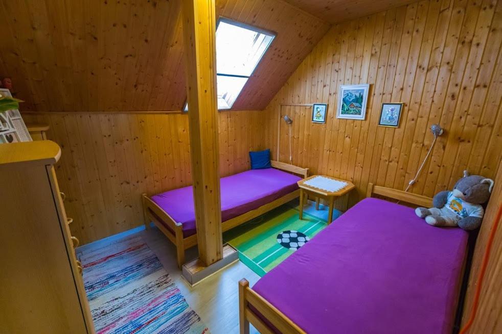 Joli Guesthouse Ordacsehi Eksteriør bilde